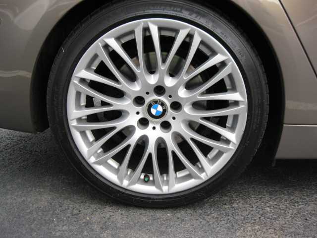 Bmw 7 Series Image 33