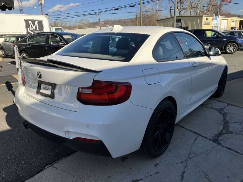 Bmw 2 Series Image 5